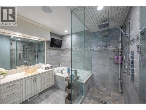 1362 Green Bay Road, West Kelowna, BC - Indoor Photo Showing Bathroom