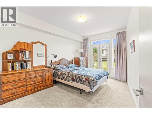 7343 Okanagan Landing Road Unit# 1112, Vernon, BC - Indoor Photo Showing Bedroom