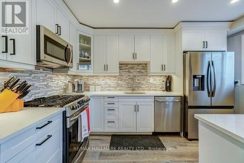 40 - 321 Blackthorn Street, Oshawa, ON - Indoor Photo Showing Kitchen With Stainless Steel Kitchen With Upgraded Kitchen