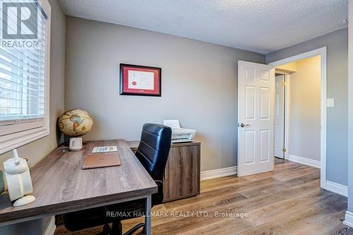 40 - 321 Blackthorn Street, Oshawa, ON - Indoor Photo Showing Office