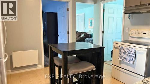 17 Third Avenue, Wawa, ON - Indoor