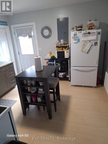 17 Third Avenue, Wawa, ON - Indoor Photo Showing Dining Room