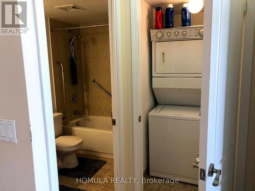 415 - 3650 Kingston Road, Toronto, ON - Indoor