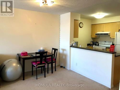 415 - 3650 Kingston Road, Toronto, ON - Indoor Photo Showing Kitchen