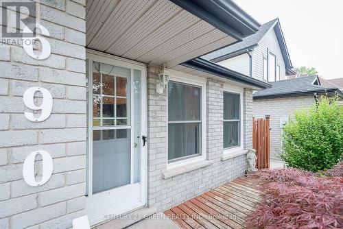 Main - 690 Elgin Street N, Cambridge, ON - Outdoor With Exterior