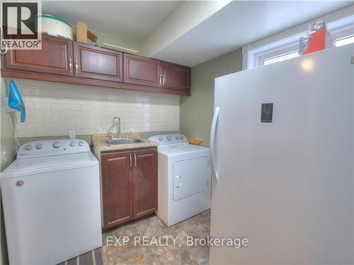 1168 C West Bay Road, Greater Sudbury, ON - Indoor Photo Showing Laundry Room