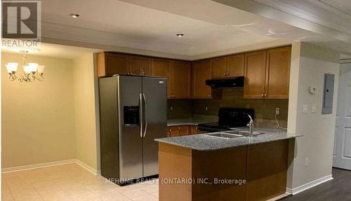108 Louisbourg Way, Markham, ON - Indoor Photo Showing Kitchen