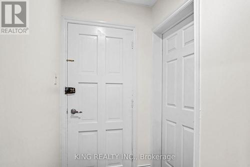 16 Wimbledon Court, Brampton, ON - Indoor Photo Showing Other Room