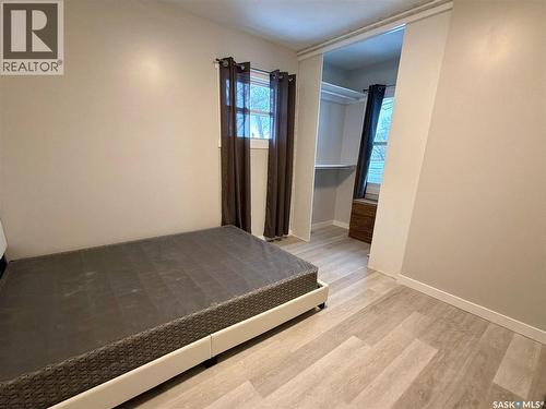 5120 Dewdney Avenue, Regina, SK - Indoor Photo Showing Bedroom