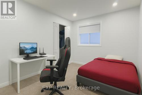 Upper - 235 Pineland Court, Waterloo, ON - Indoor With Storage