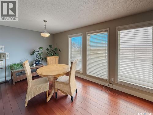 344 Battleford Trail, Swift Current, SK - Indoor Photo Showing Dining Room