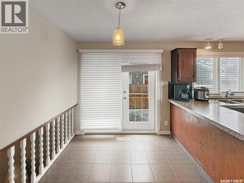 344 Battleford Trail, Swift Current, SK - Indoor Photo Showing Kitchen
