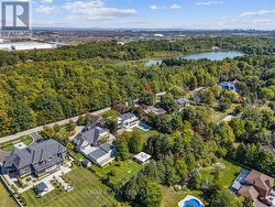 Direct access to hiking trails and Heart Lake. - 