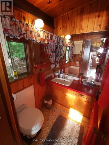 111 Healey Lake Water, The Archipelago, ON - Indoor