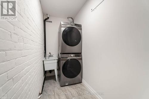 16 Murray Street W, Hamilton, ON - Indoor Photo Showing Laundry Room