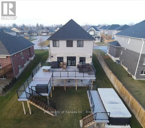341 Poldon Drive, Norwich (Norwich Town), ON - Outdoor With Deck Patio Veranda