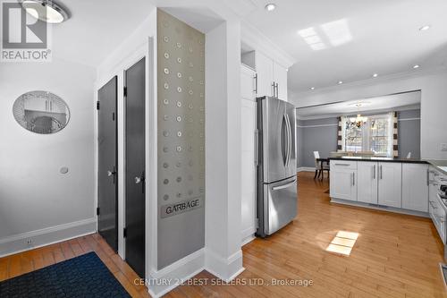 933 Highway 6, Hamilton, ON - Indoor Photo Showing Other Room