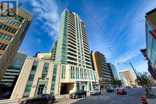 1510 - 212 Eglinton Avenue, Toronto, ON - Outdoor With Facade