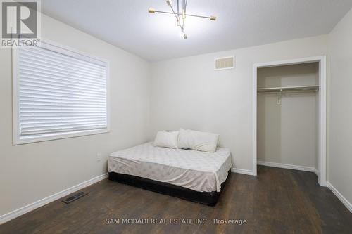 22 Lambert Crescent, Brantford, ON - Indoor Photo Showing Bedroom