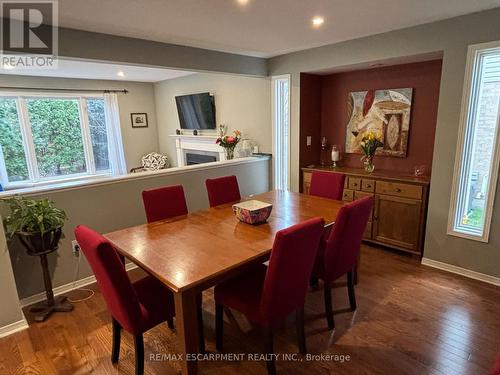 111 Duncairn Crescent, Hamilton, ON - Indoor Photo Showing Dining Room
