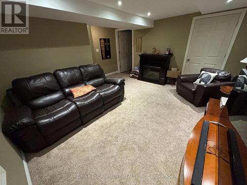 111 Duncairn Crescent, Hamilton, ON - Indoor