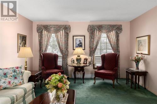 1391 Great Northern Rd, Sault Ste. Marie, ON - Indoor Photo Showing Living Room