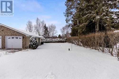 1391 Great Northern Rd, Sault Ste. Marie, ON - Outdoor