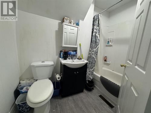 173 Dennis St, Sault Ste. Marie, ON - Indoor Photo Showing Bathroom