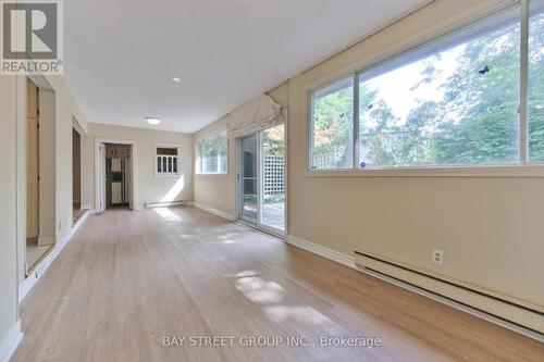 33 Kilchurn Castle Drive, Toronto, ON - Indoor Photo Showing Other Room
