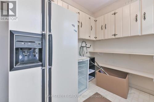 33 Kilchurn Castle Drive, Toronto, ON - Indoor Photo Showing Other Room