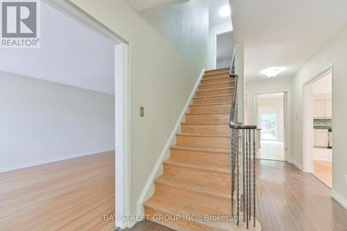 33 Kilchurn Castle Drive, Toronto, ON - Indoor Photo Showing Other Room