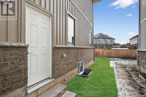 8868 Angie Drive, Niagara Falls, ON - Outdoor With Exterior