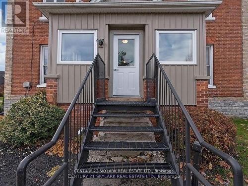2 - 8 Wellington Street, Clarington, ON - Outdoor With Exterior