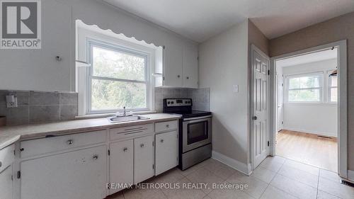 Main - 1020 Brewer Street, Peterborough Central, ON - Indoor Photo Showing Kitchen