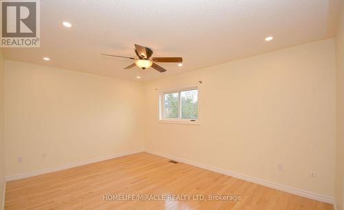 833 Mays Crescent, Mississauga, ON - Indoor Photo Showing Other Room