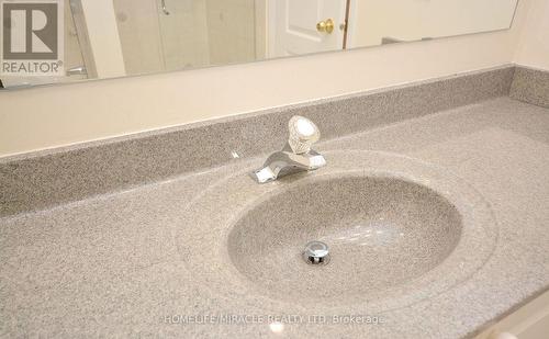 833 Mays Crescent, Mississauga, ON - Indoor