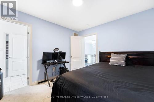 37 Ross Drive, Brampton, ON - Indoor Photo Showing Bedroom