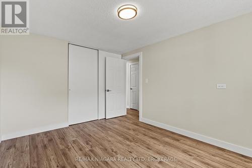 35 Lafayette Drive, St. Catharines (Lakeport), ON - Indoor Photo Showing Other Room