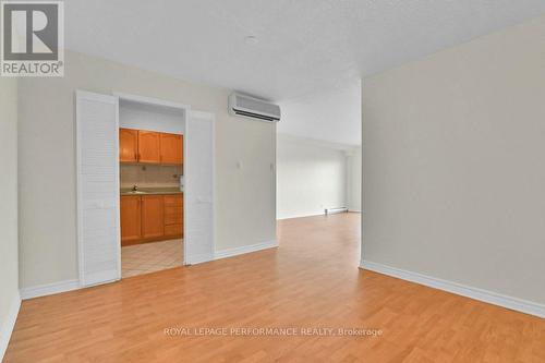 1010 - 158 A Mcarthur Avenue, Ottawa, ON - Indoor