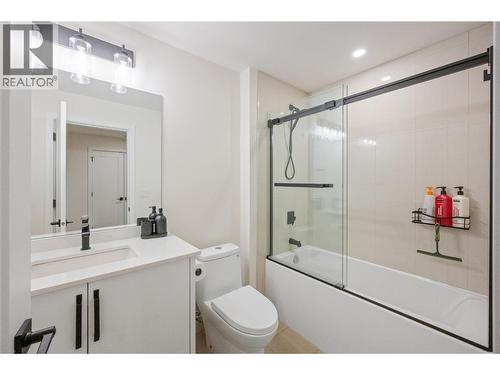 8000 Vedette Drive Unit# 22, Osoyoos, BC - Indoor Photo Showing Bathroom