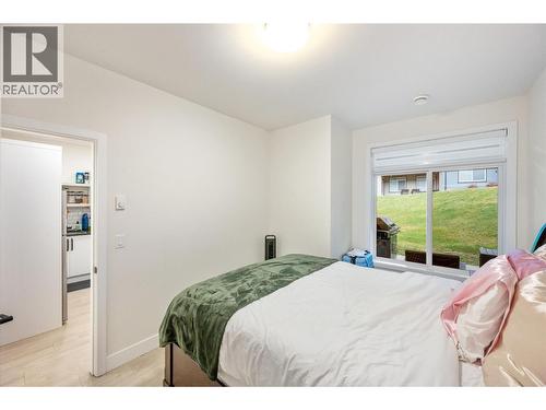 8000 Vedette Drive Unit# 22, Osoyoos, BC - Indoor Photo Showing Bedroom