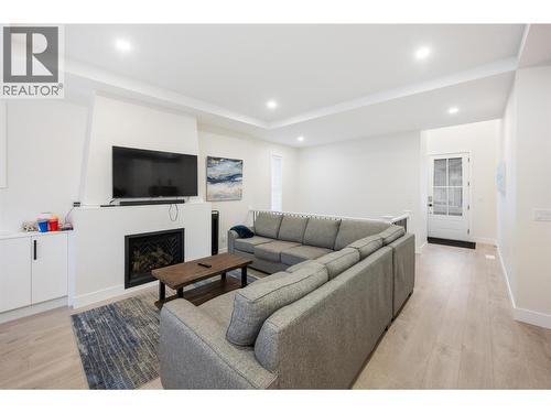8000 Vedette Drive Unit# 22, Osoyoos, BC - Indoor Photo Showing Living Room With Fireplace