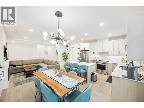 8000 Vedette Drive Unit# 22, Osoyoos, BC - Indoor Photo Showing Kitchen With Upgraded Kitchen