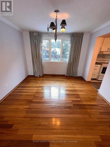 19 Brydon Court, Ottawa, ON - Indoor Photo Showing Other Room