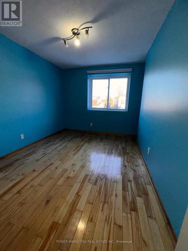 19 Brydon Court, Ottawa, ON - Indoor Photo Showing Other Room
