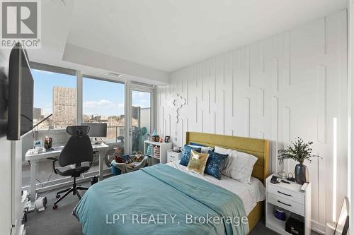 307 - 111 Champagne Avenue S, Ottawa, ON - Indoor Photo Showing Bedroom
