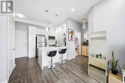 616 - 125 Shoreview Place, Hamilton, ON - Indoor Photo Showing Kitchen