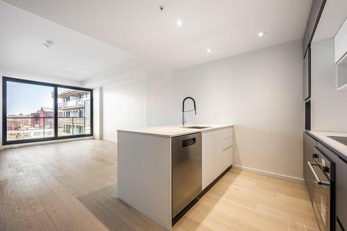 Kitchen - 417-1616 Rue Des Bassins, Montréal (Le Sud-Ouest), QC - Indoor Photo Showing Kitchen