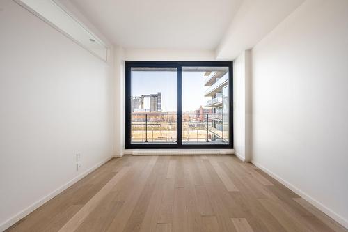 Living room - 417-1616 Rue Des Bassins, Montréal (Le Sud-Ouest), QC - Indoor Photo Showing Other Room