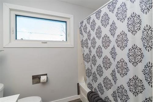 8 Byron Bay, Winnipeg, MB 